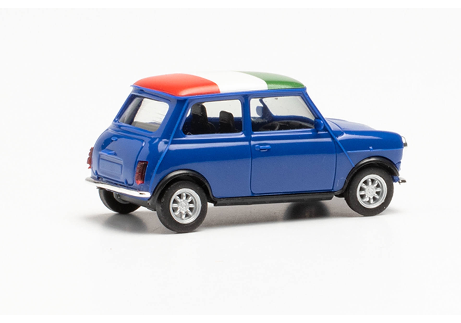 Mini Cooper EM 2021, Italy