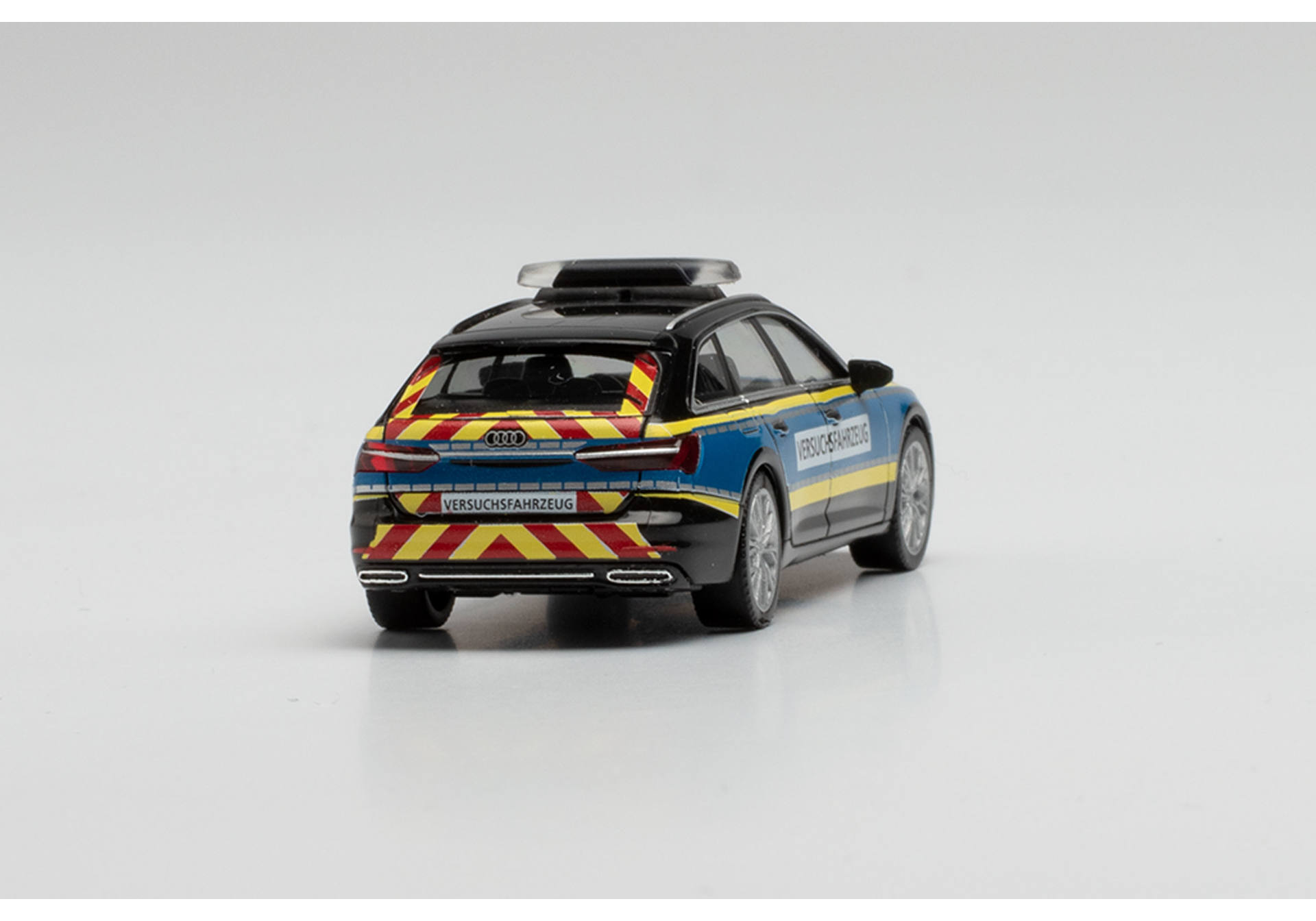 Audi A6 Avant test vehicle police