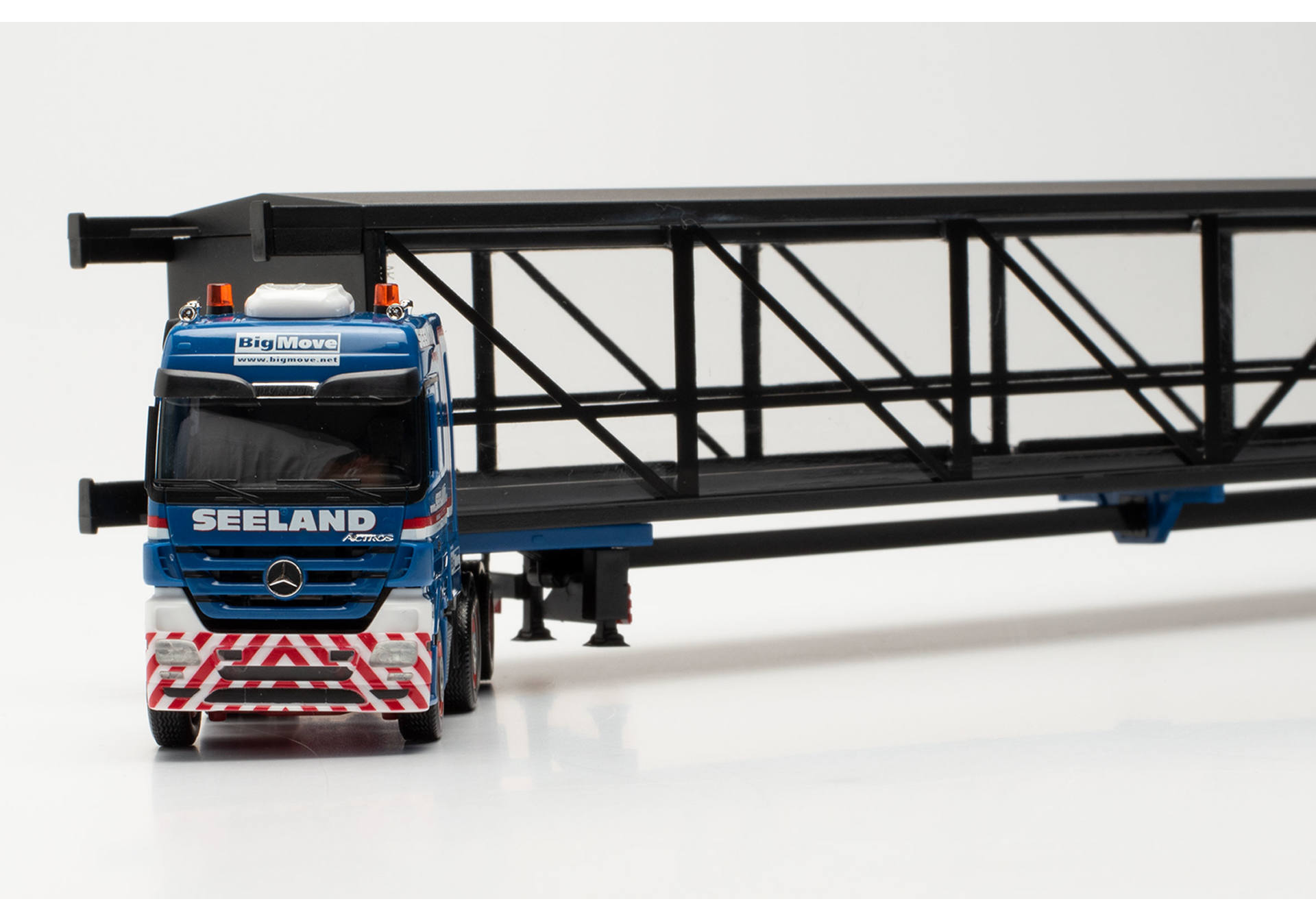 Mercedes-Benz Actros LH Schwerlast-Sattelzug mit Brücke "Seeland Transporte / Miniaturwunderland“