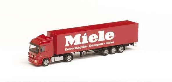 Mercedes-Benz Actros L '02 case saddle train