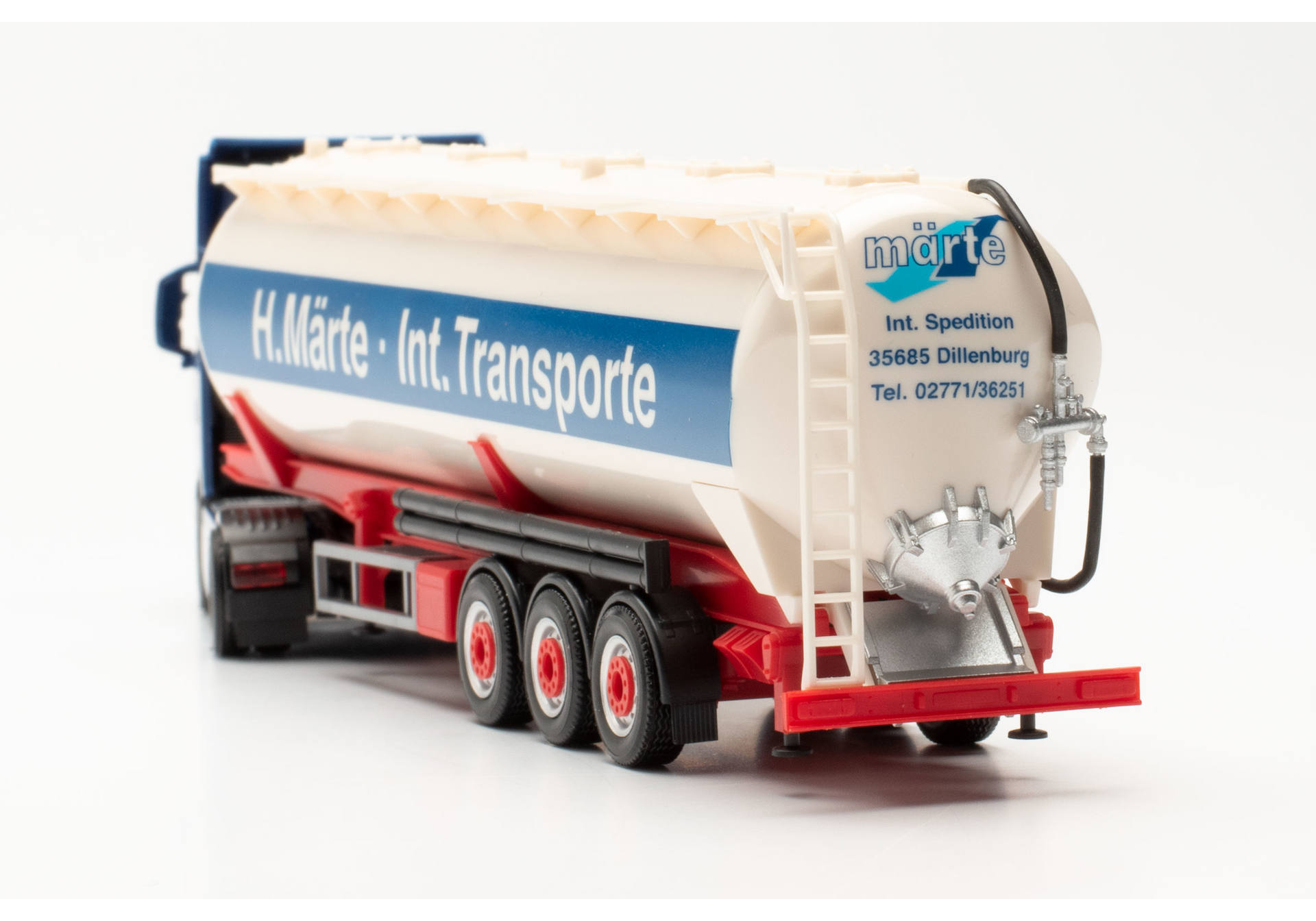 Iveco S-Way silo semitrailer truck "Märte"