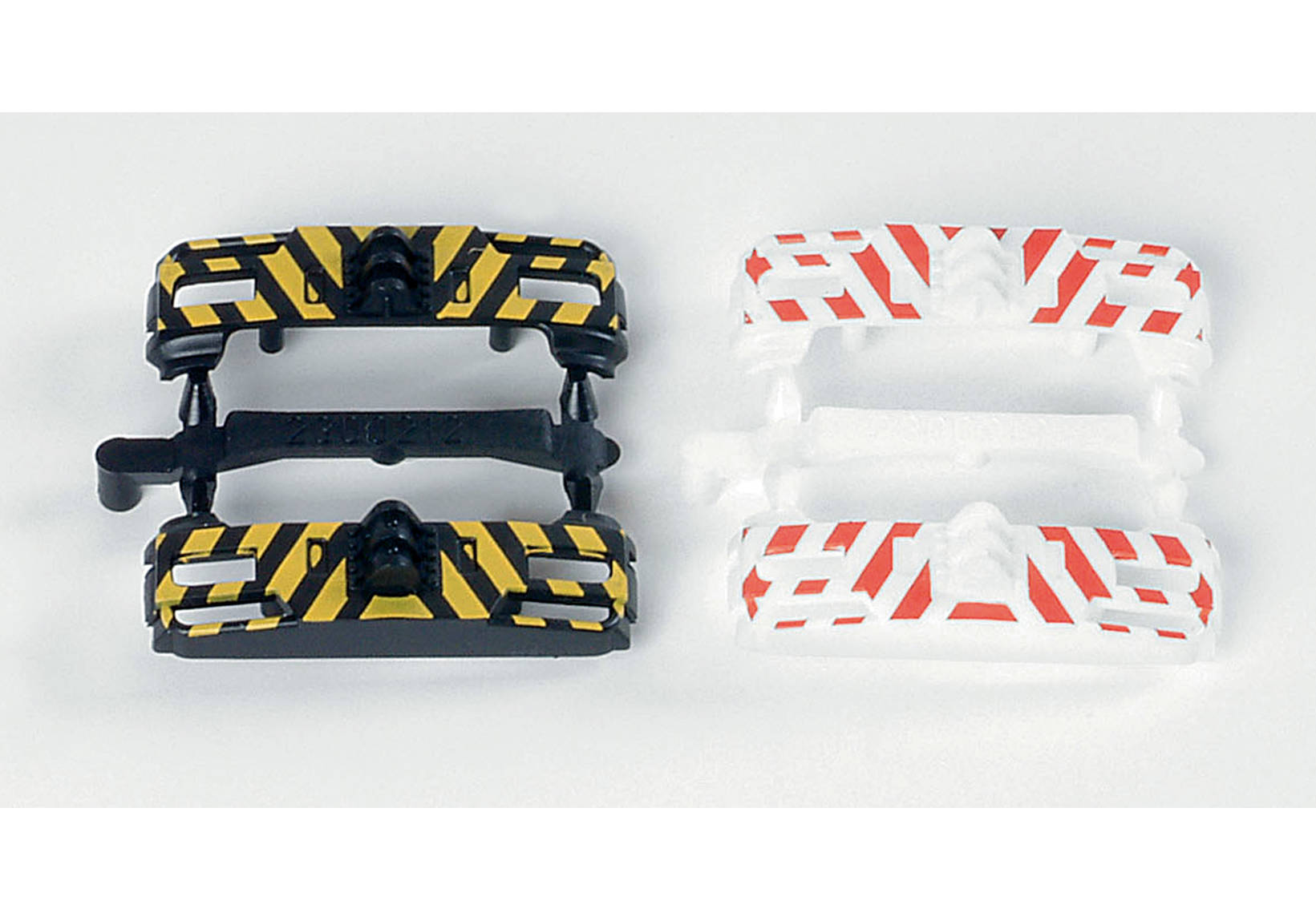 Heavy duty bumper Mercedes-Benz Actros SLT, decorated