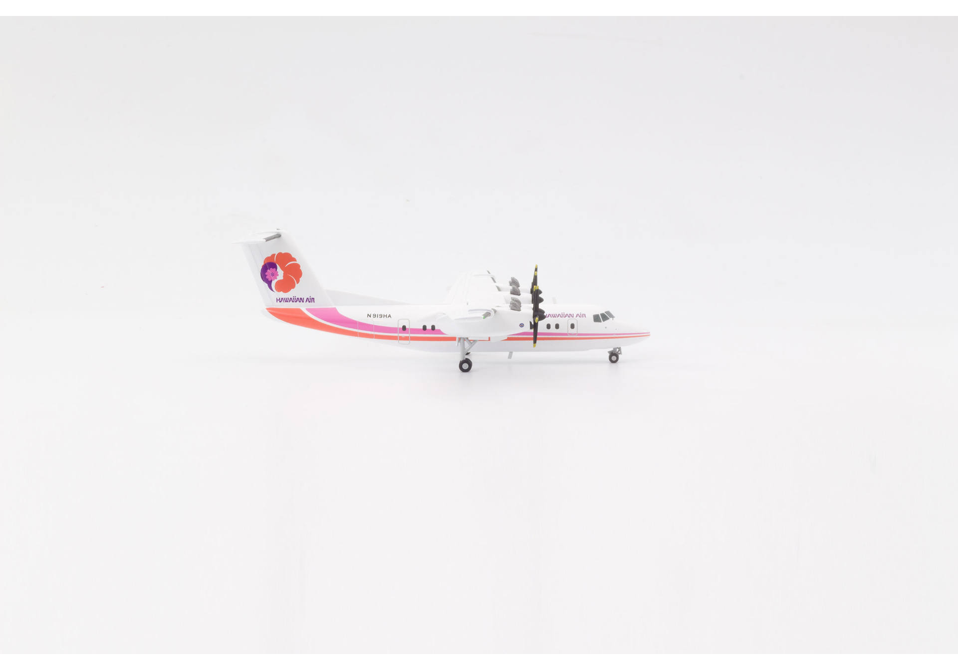 Hawaiian Airlines De Havilland Canada DHC-7