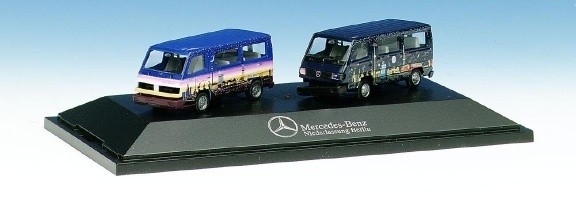 Mercedes-Benz 2x MB 100