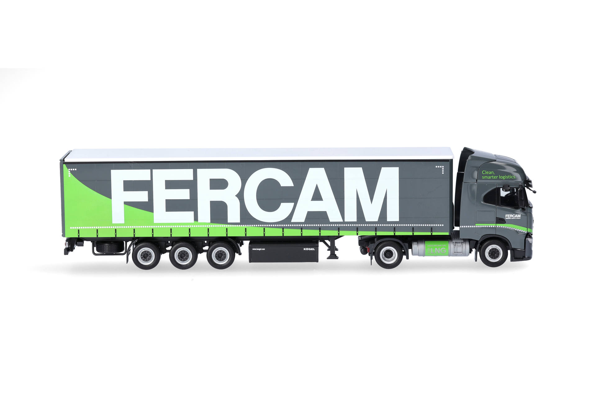 Iveco S-Way LNG Gardinenplanen-Sattelzug "Fercam" (Italien / Bozen)