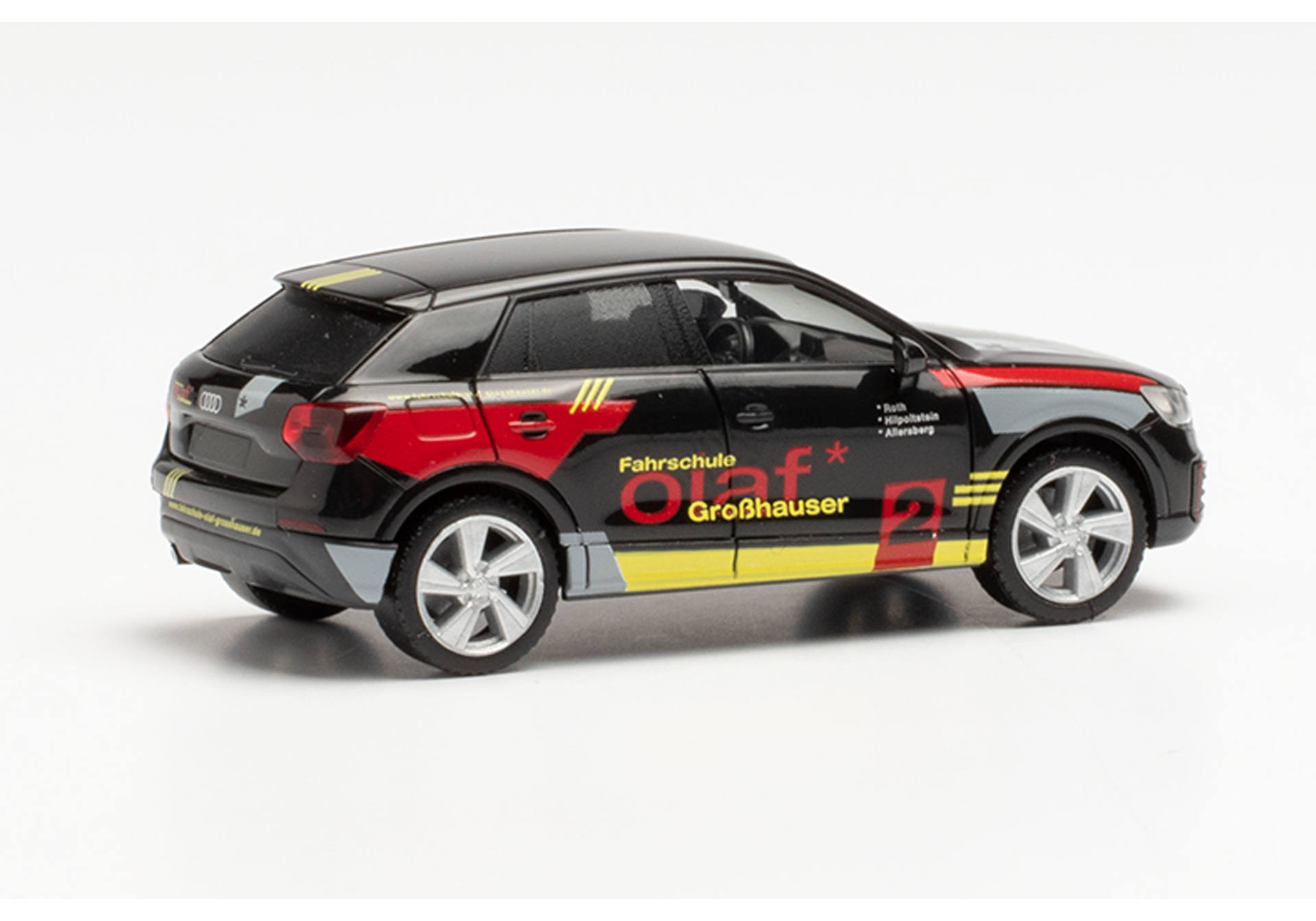 Audi Q2 „Fahrschule Olaf Großhauser“