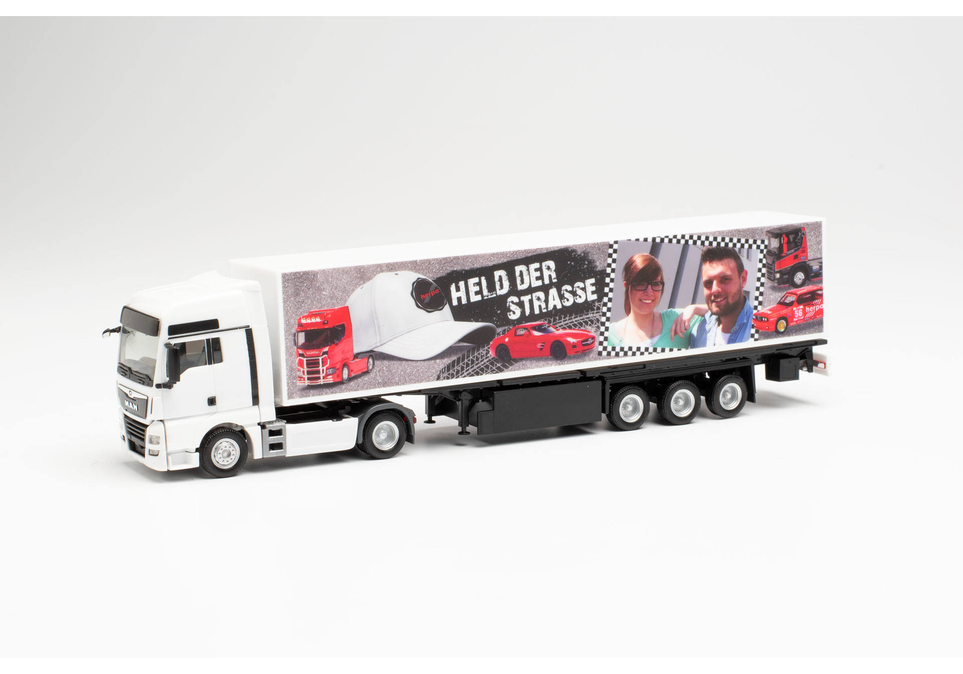 MAN TGX XXL Euro6 "Individual“ with own photo