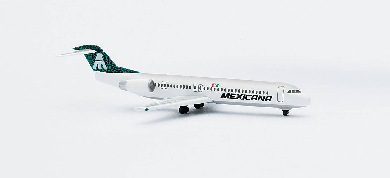 Fokker 100 Mexicana Airlines