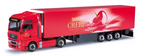 MAN TGX XXL cold case saddle train