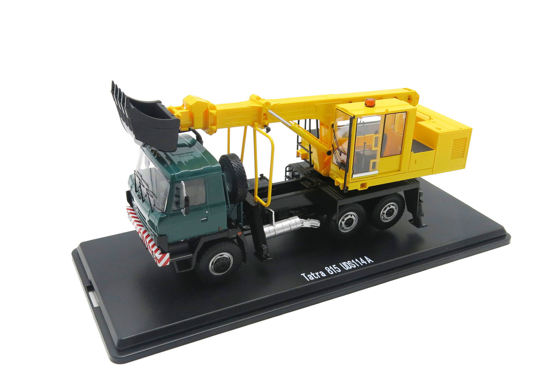 SSM: Tatra-815 UDS114A shovel truck