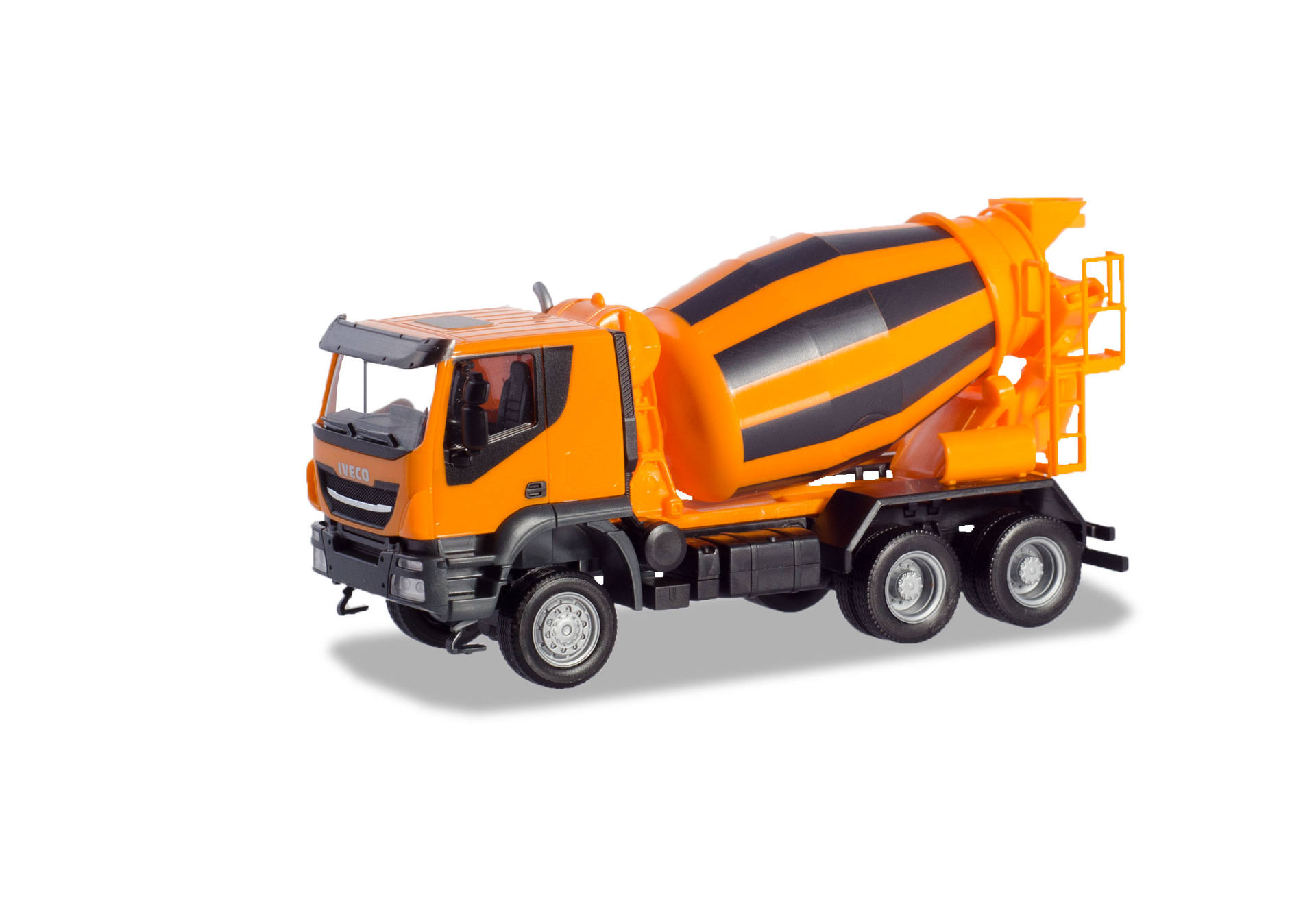 Iveco Trakker 6x6 Betonmischer-LKW, orange