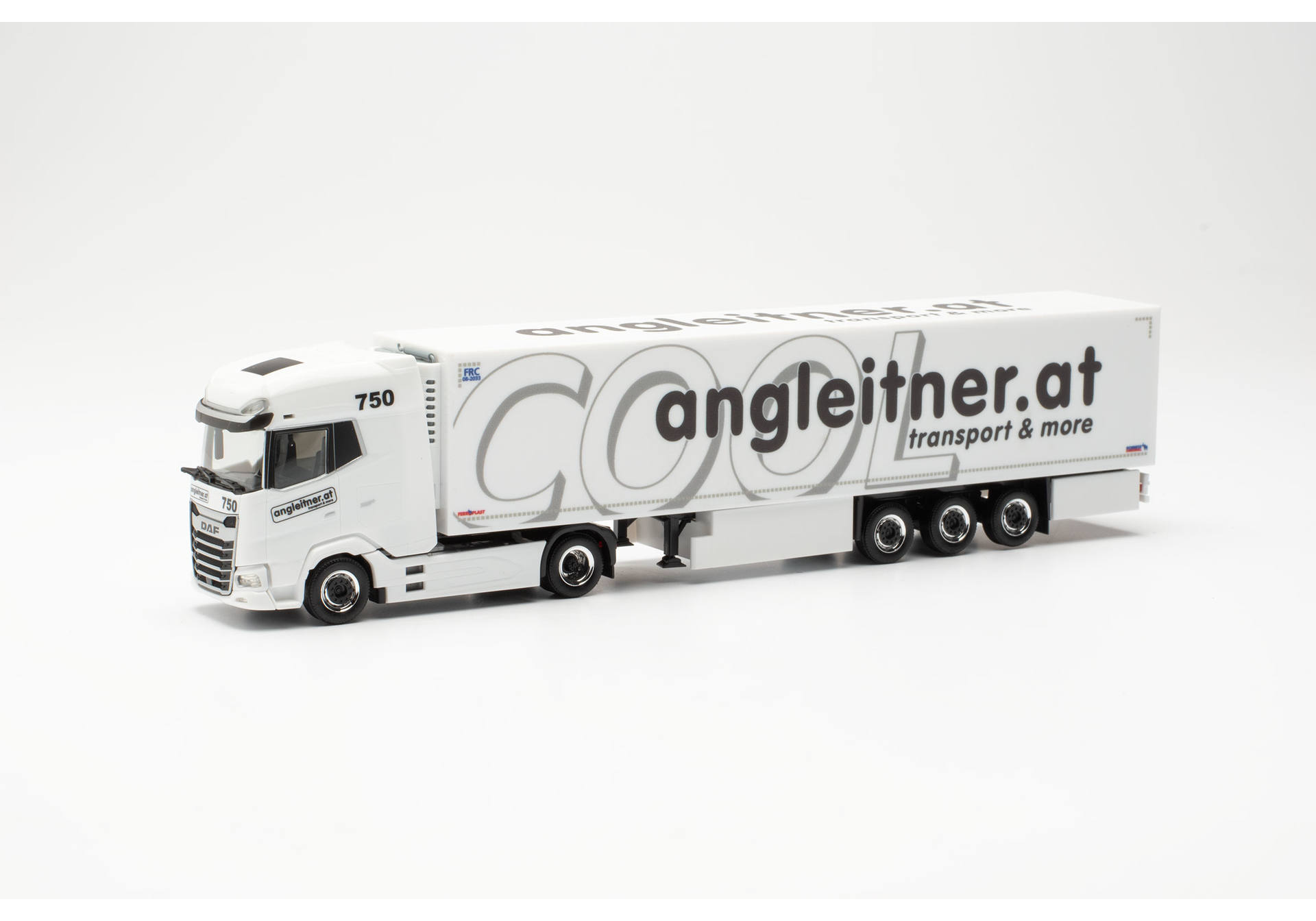 DAF XG+ refrigerated box semitrailer "Angleitner" (Austria)