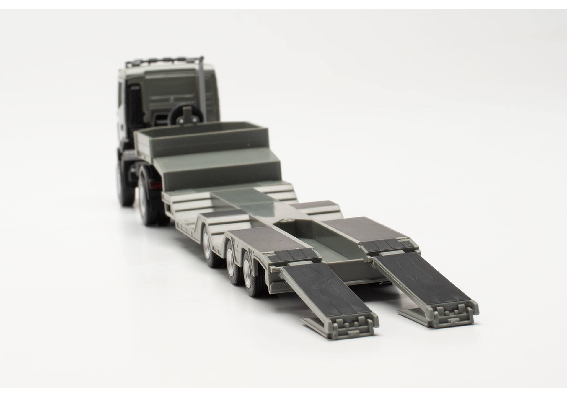 MAN TGS NN (individual) 4x4 Allrounder semitrailer grey/yellow