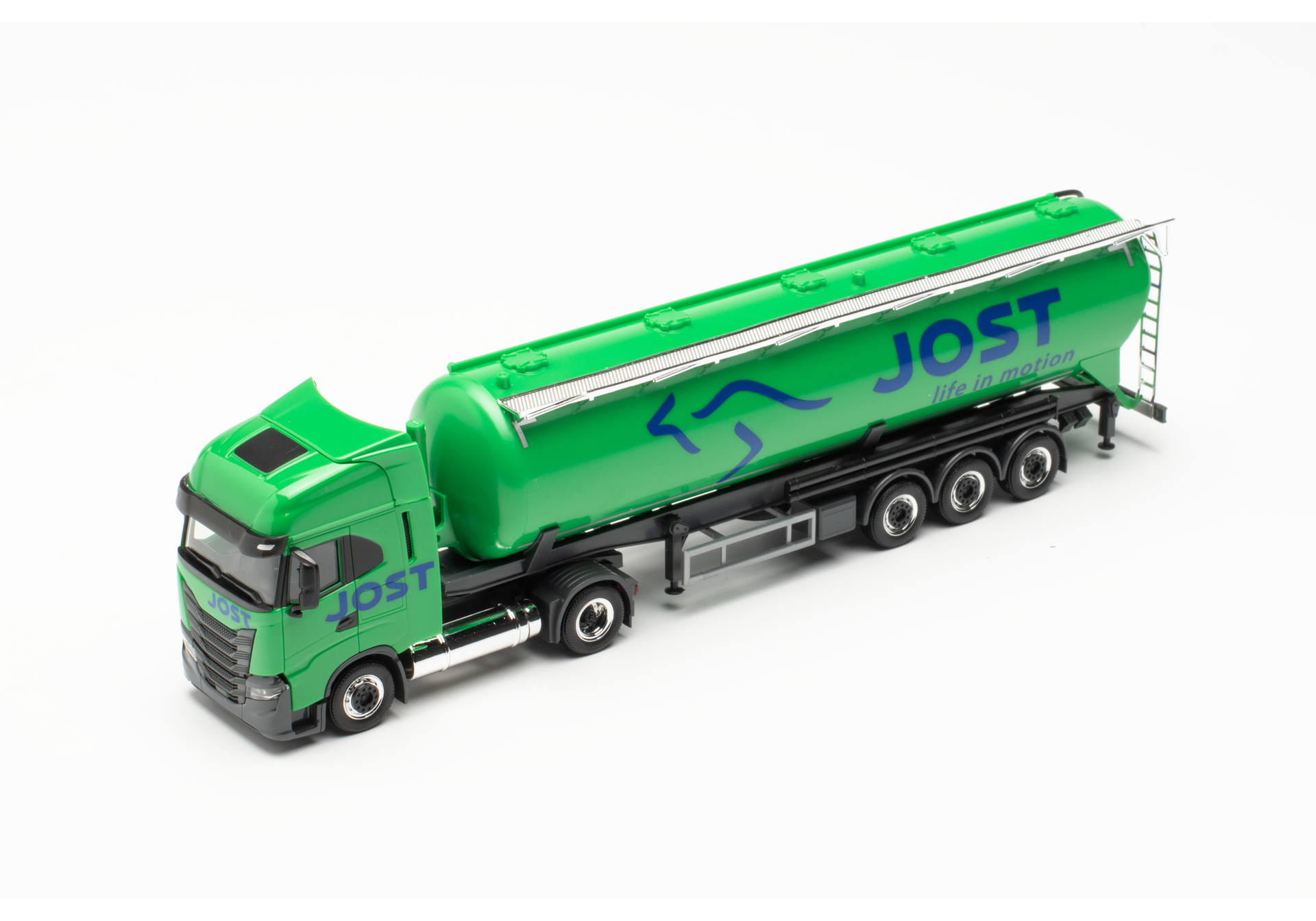 Iveco S-Way LNG Silo-Sattelzug „Jost Group“ (Luxemburg/Weißwampach)