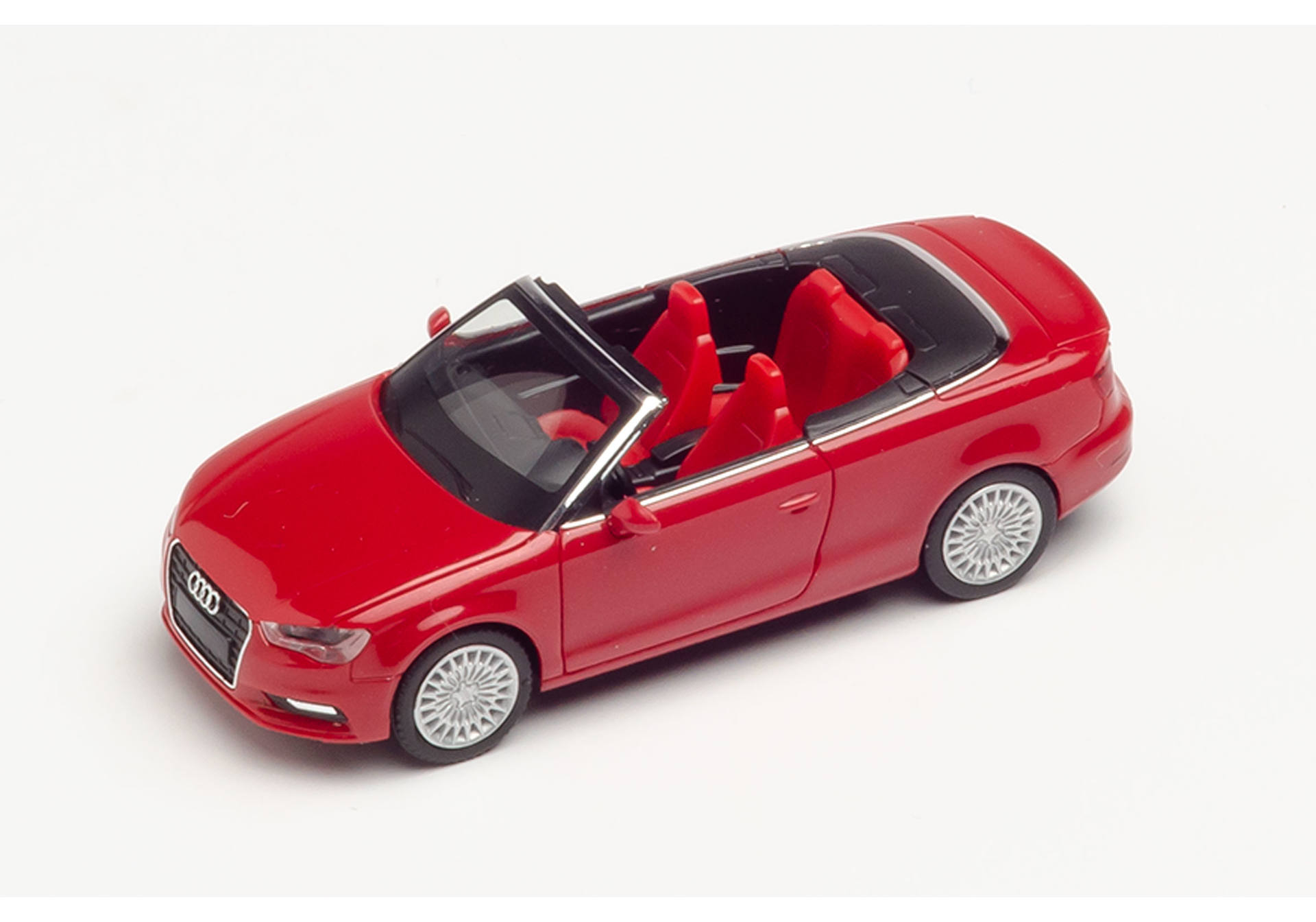 Audi A3 Cabrio, tango red metallic