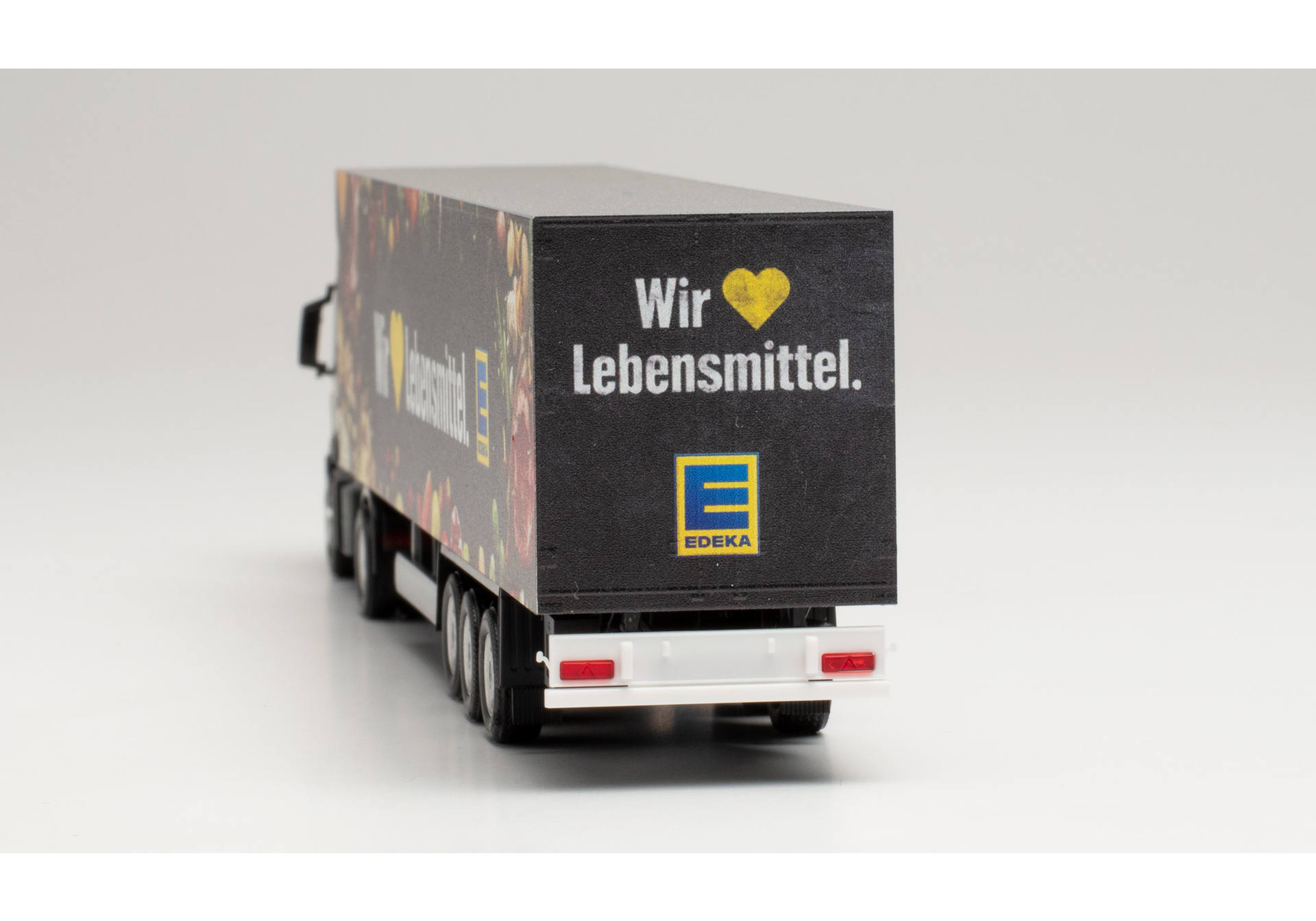 MAN TGS NN refrigerated box semitrailer EDEKA