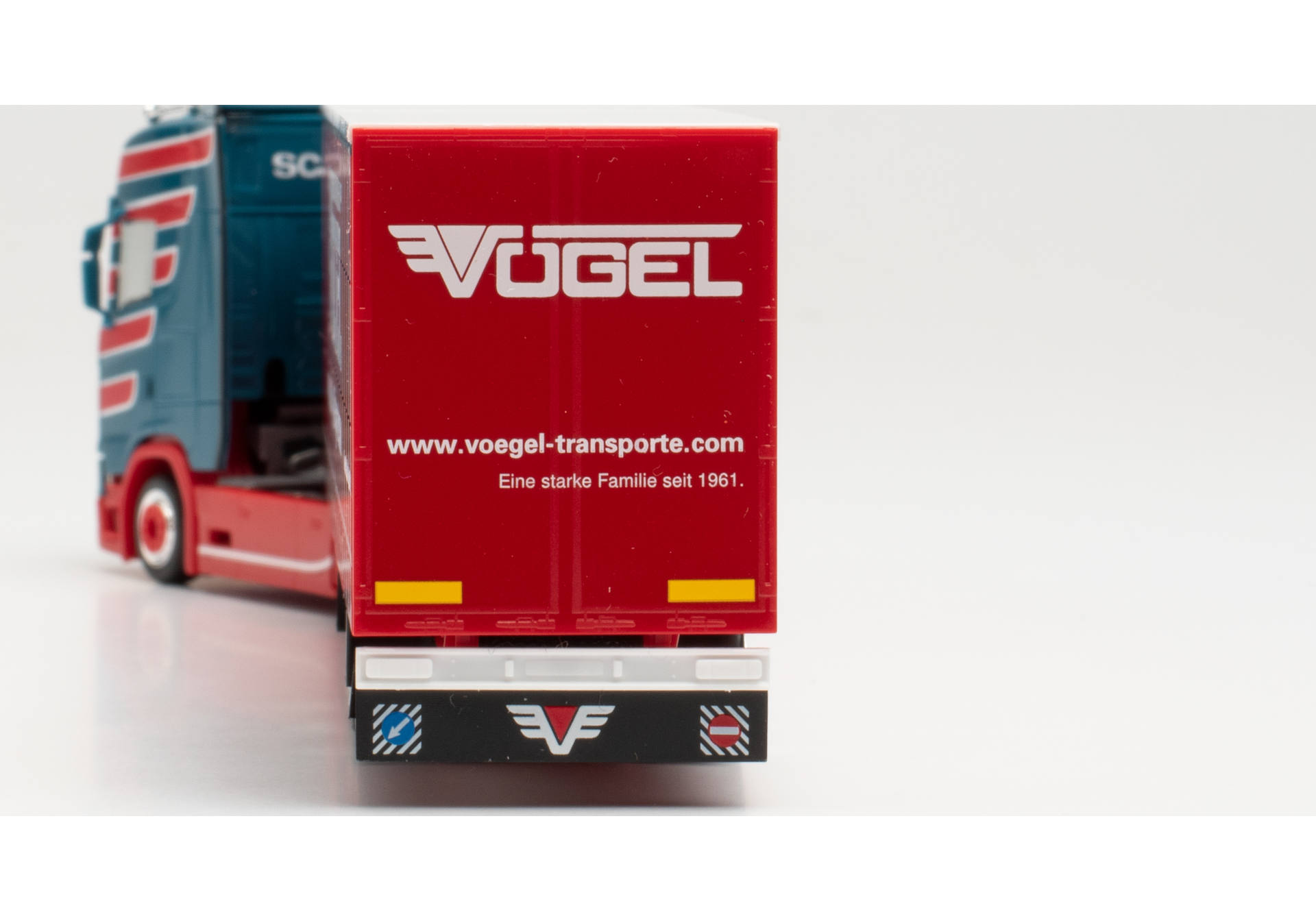 Scania CS 20 HD Lowliner-Sattelzug "Vögel"
