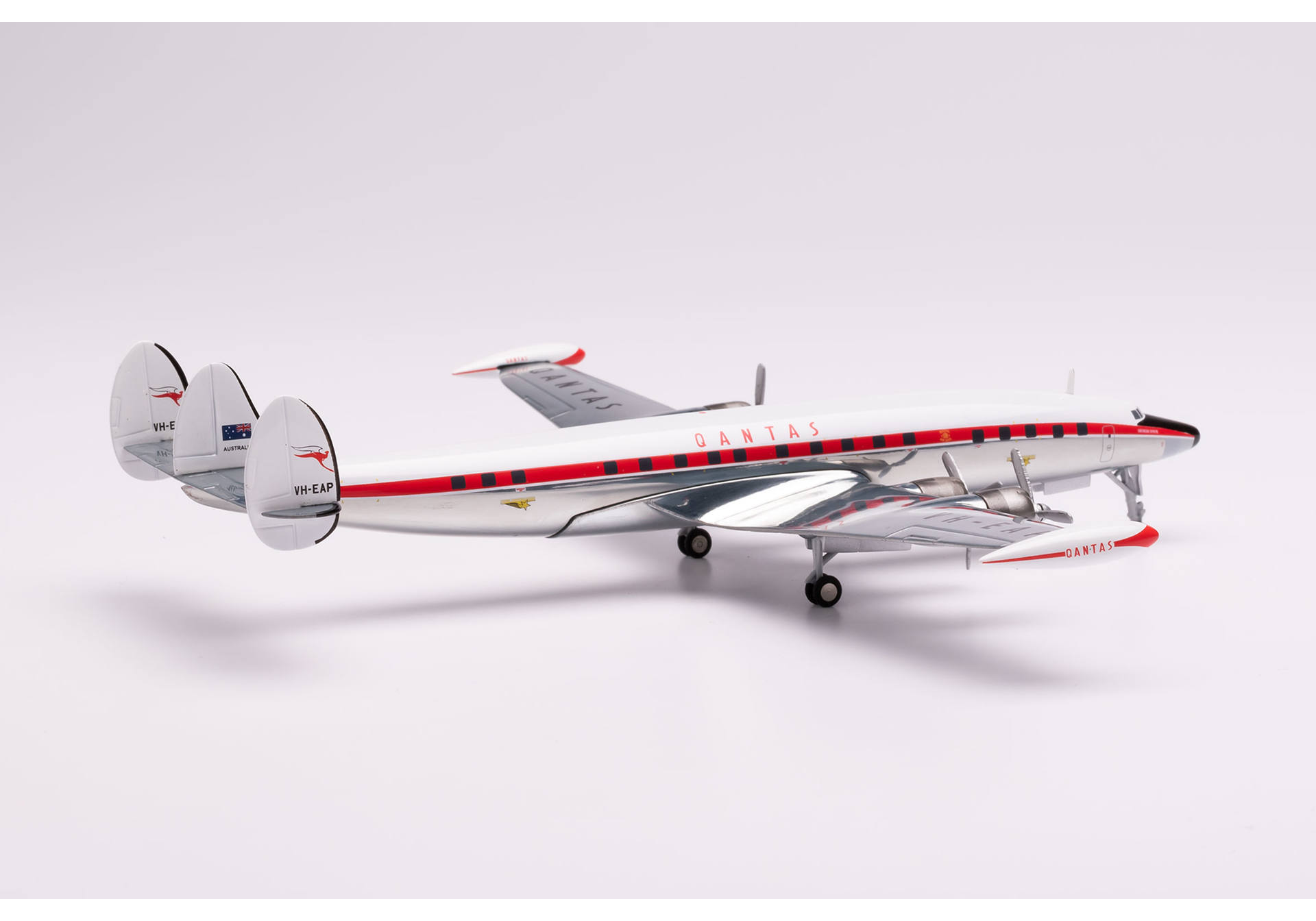 Qantas Lockheed L1049G Super Constellation „Southern Zephyr“