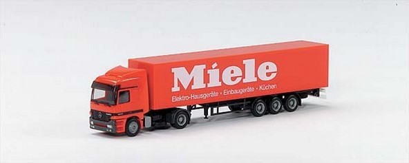 Mercedes-Benz Actros l case-saddle train