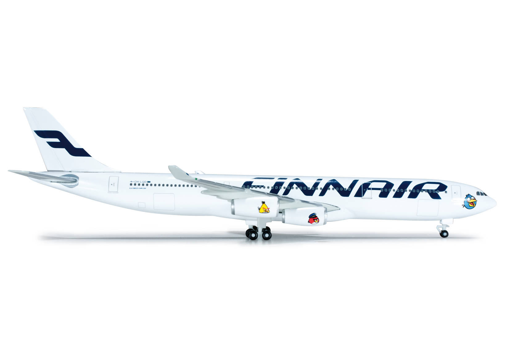 Finnair A340-300 "Angry Birds"