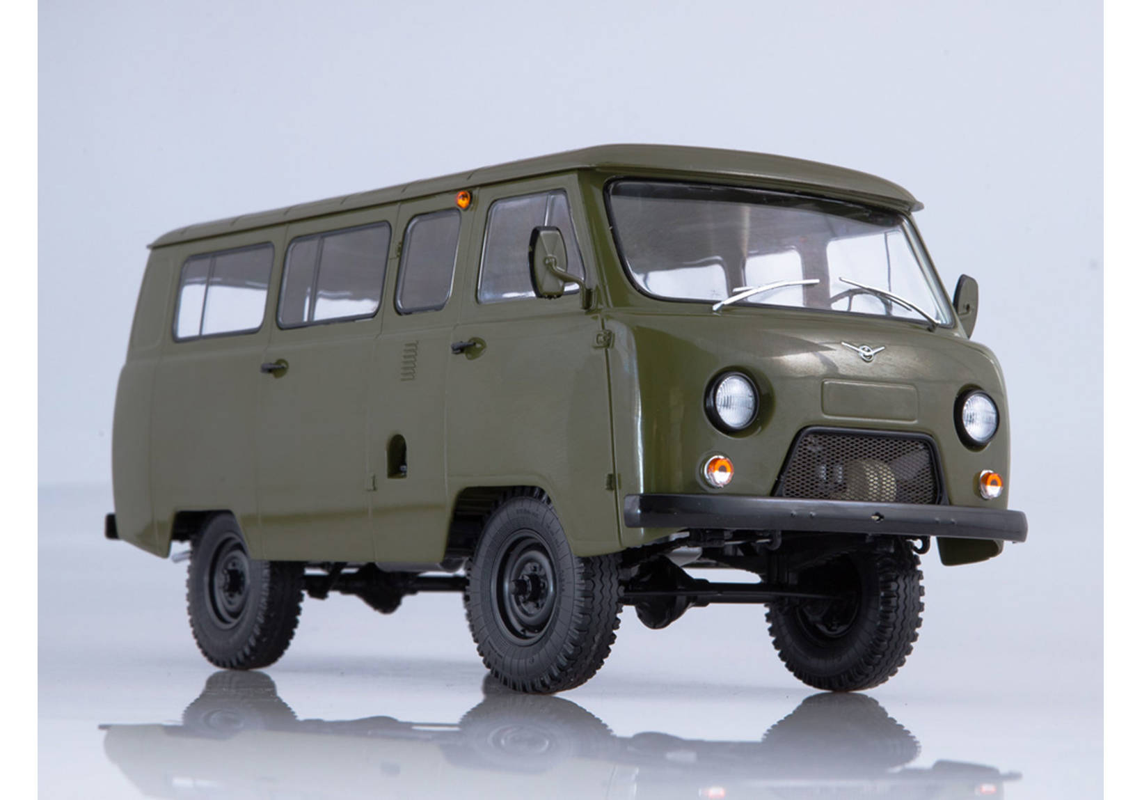 UAZ-452V Bus