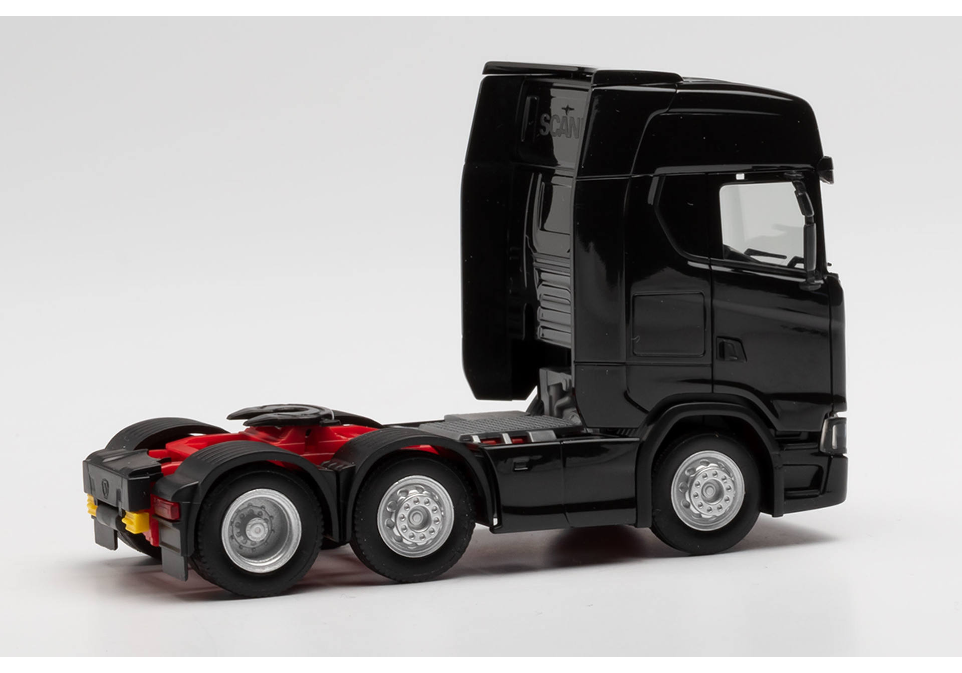 Scania CS HD 6x2 Zugmaschine, schwarz