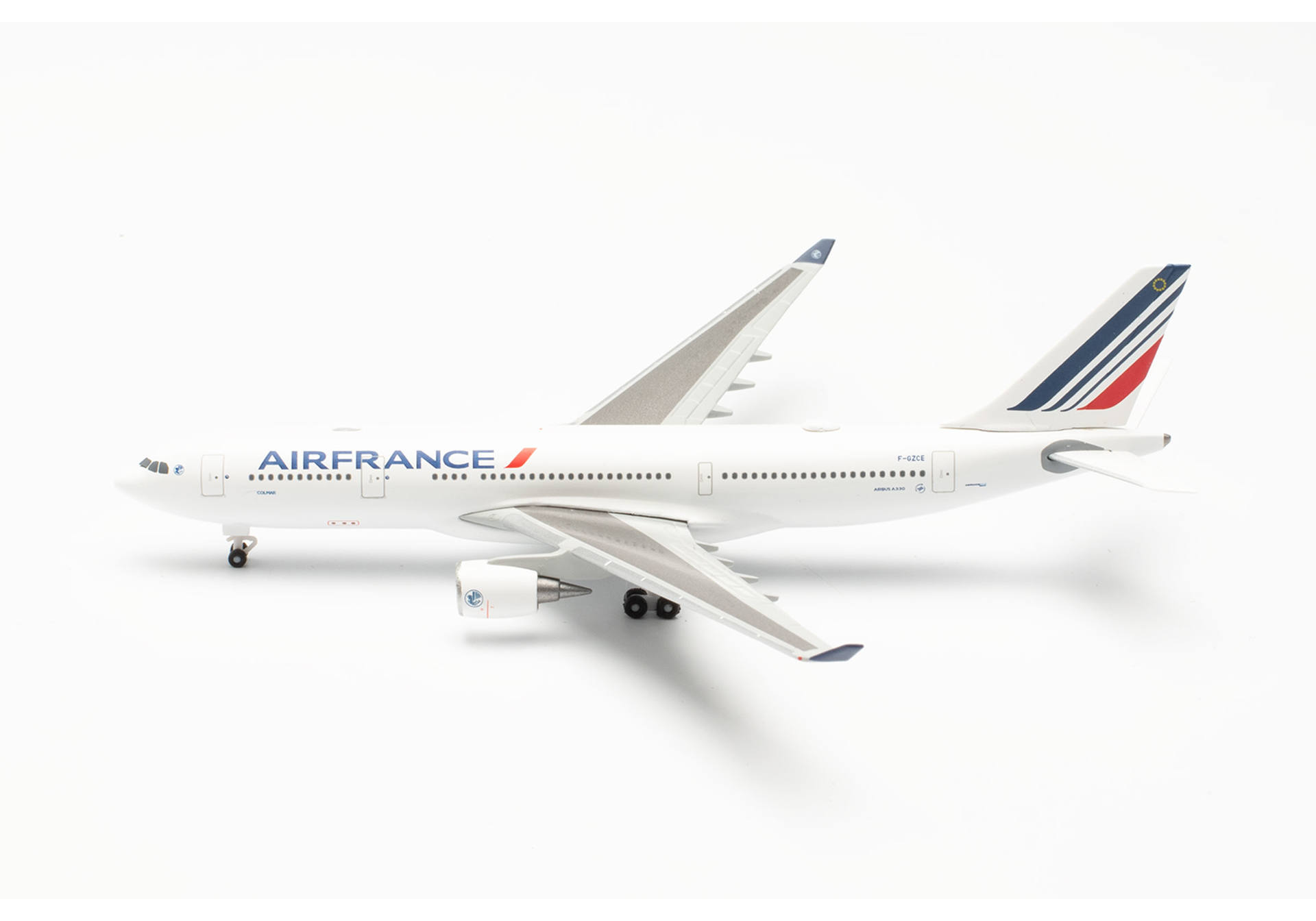 Air France Airbus A330-200 (new colors) - F-GCZE "Colmar"