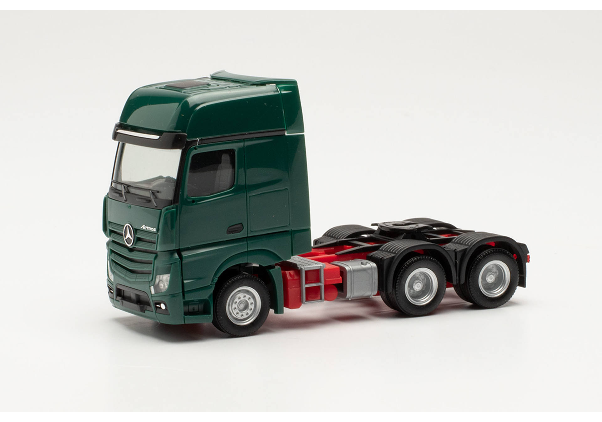 Mercedes-Benz Actros Gigaspace 6x4 tractor, dark green
