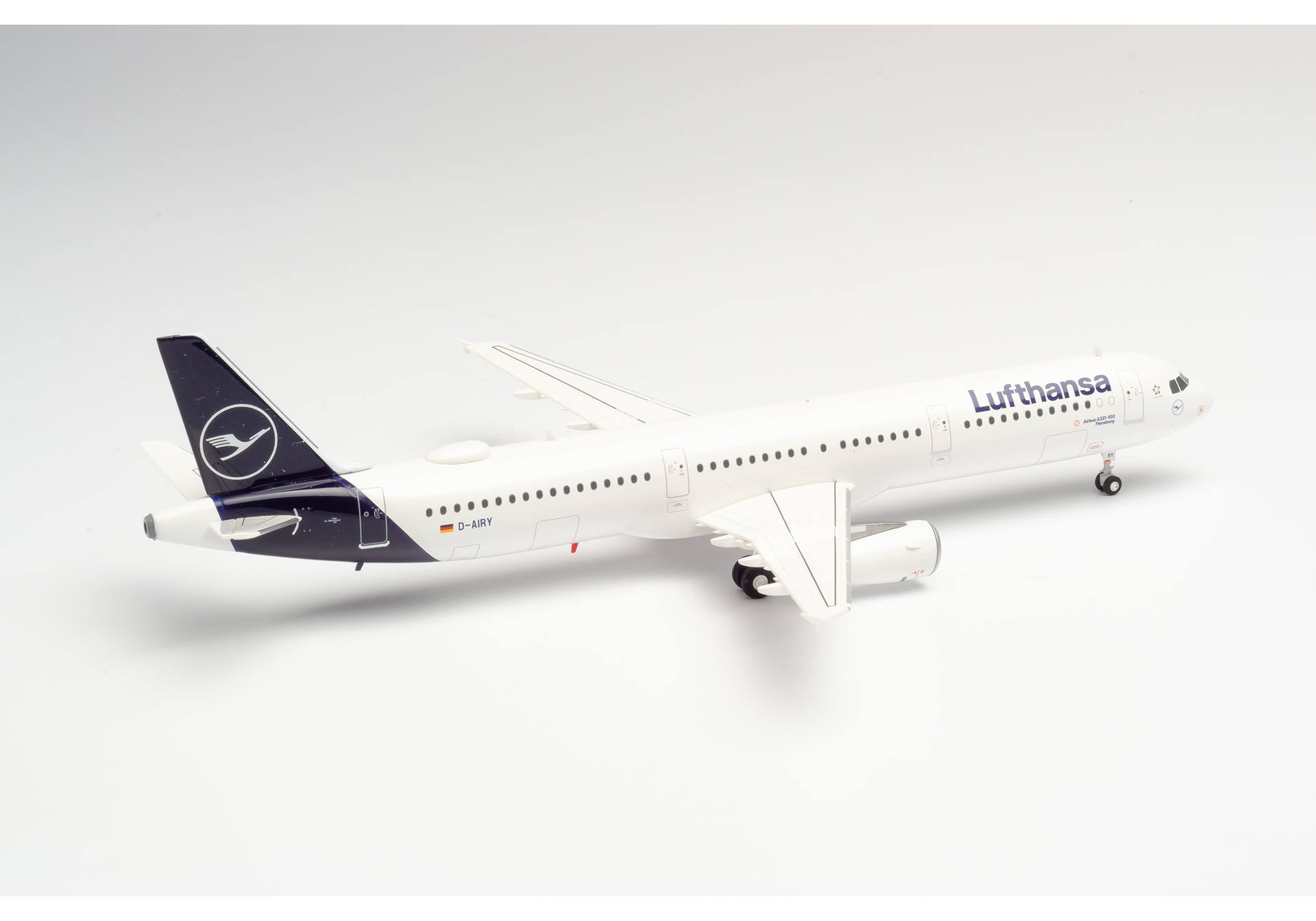 Lufthansa Airbus A321 "Die Maus"