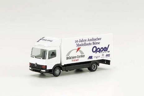 Mercedes-Benz Atego case truck