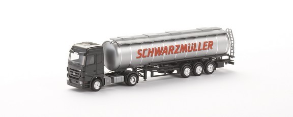 Mercedes-Benz Actros LH jumbo tank semitrailer "Schwarzmüller"