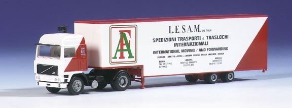 Volvo F12 Jumbocofan-Sattel train 2A/2A country series Italy