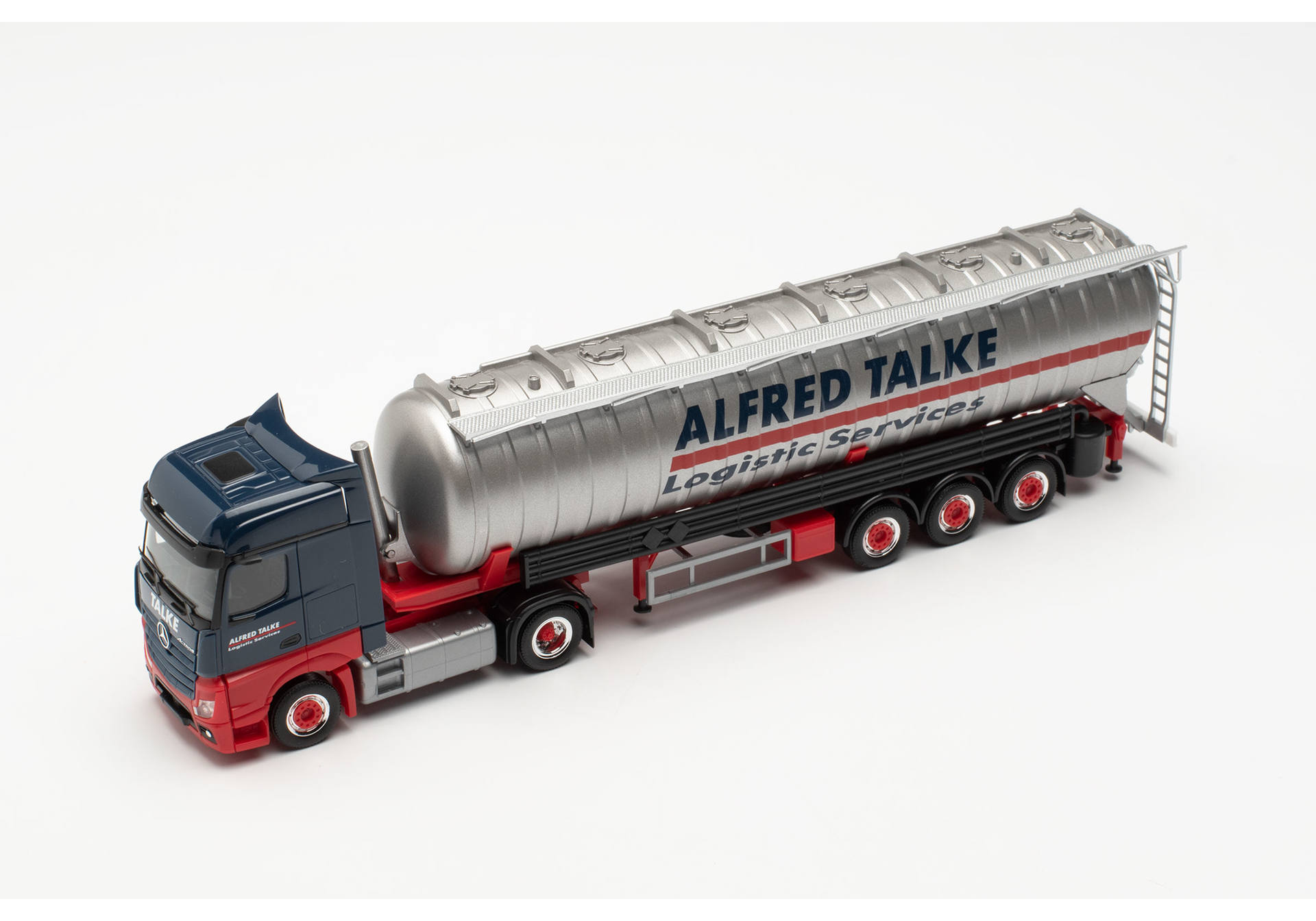 Mercedes-Benz Actros BigSpace ‘18 ADR Saugsilo-Sattelzug Alfred Talke