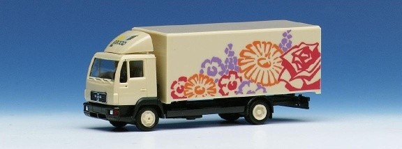 Man L 2000 suitcase truck 2a