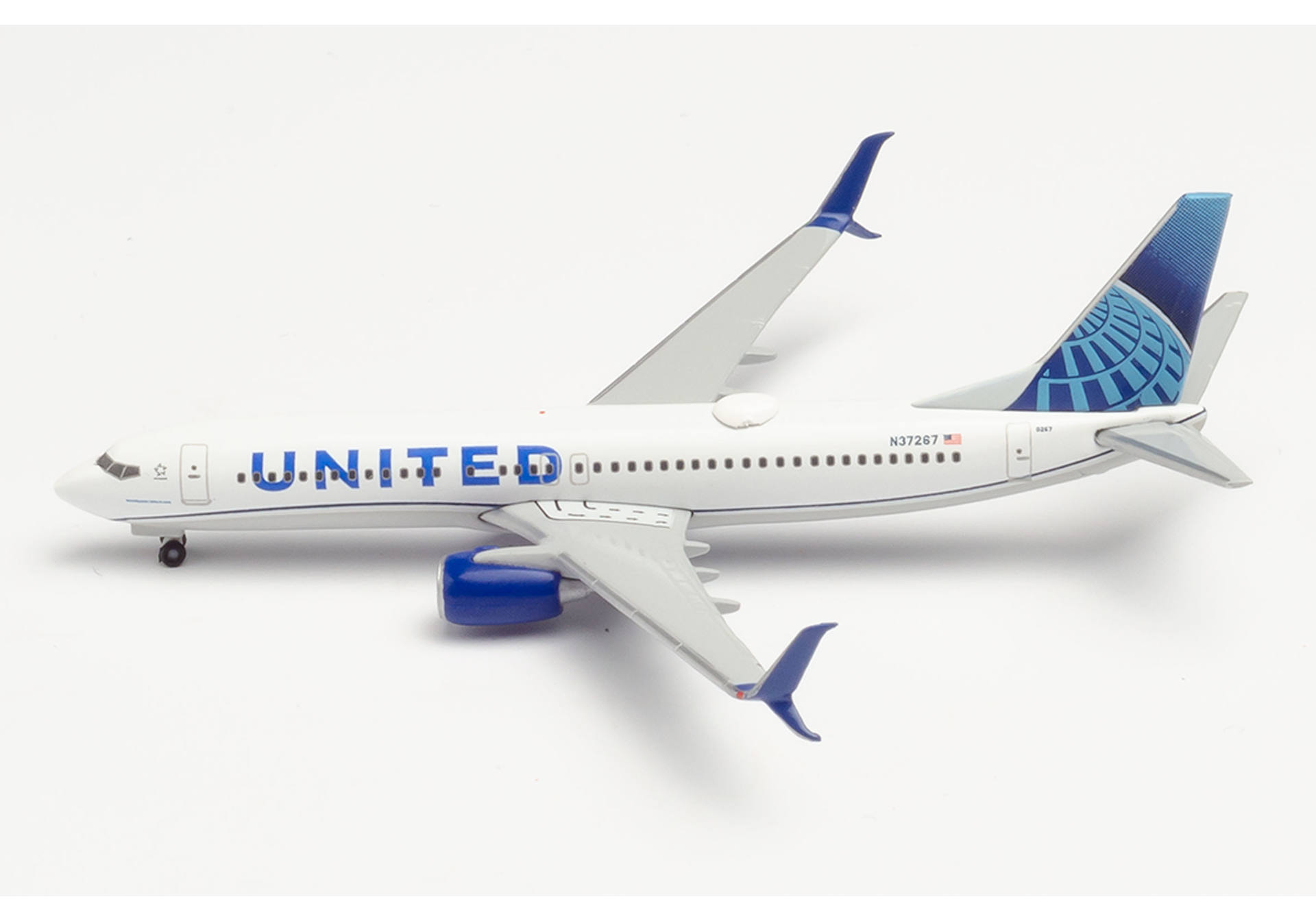 United Airlines Boeing 737-800 -new 2019 colors-