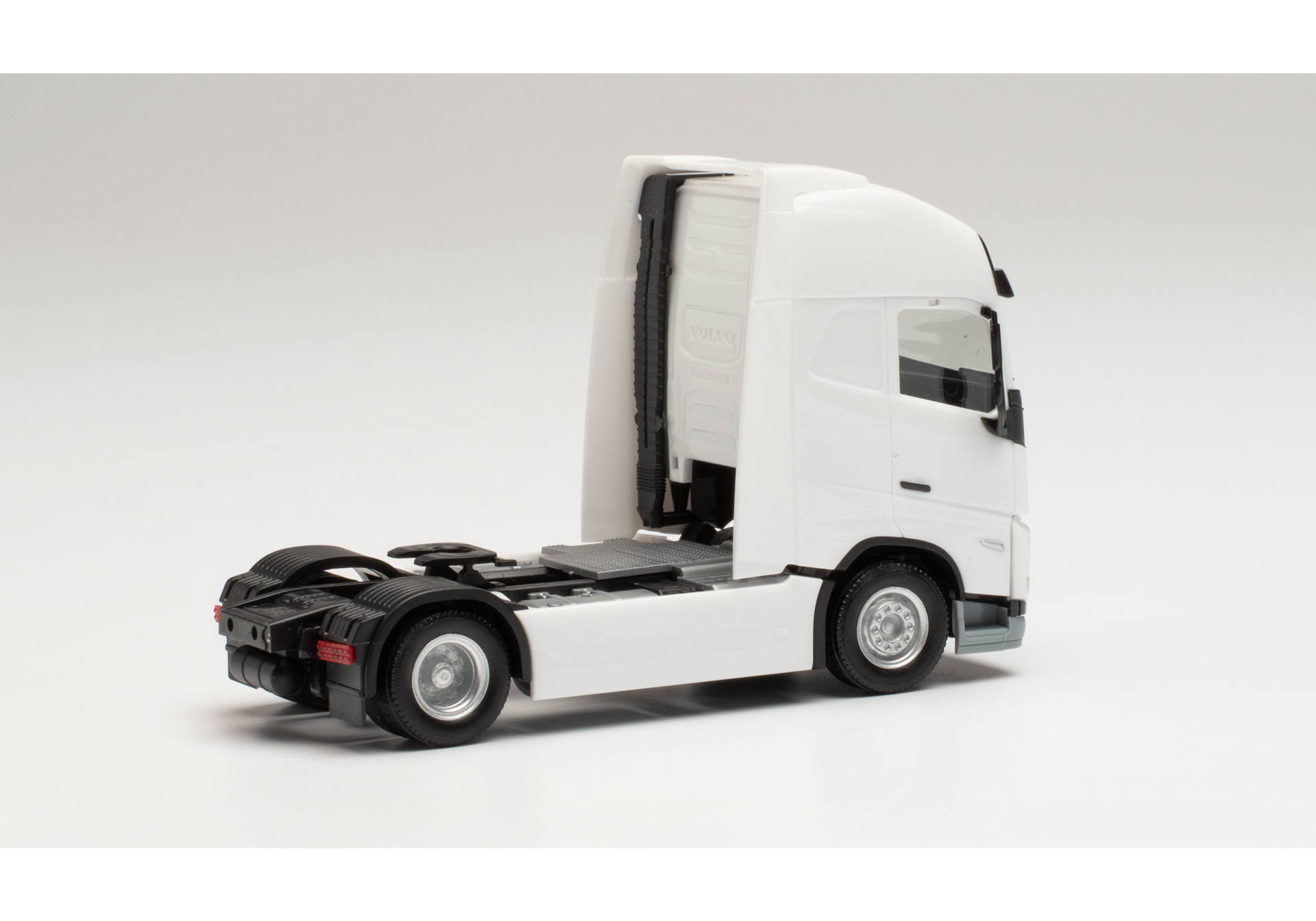 Miniature Tracteur Volvo FH16 GL XL 2020 Herpa 1/87 - Rouge Vin, 2 Essieux, HN39