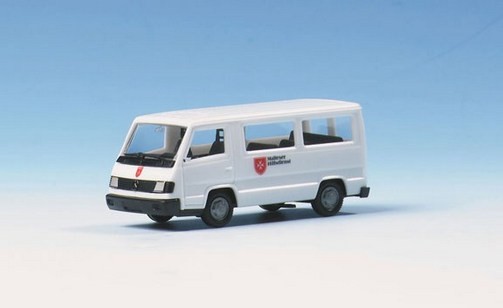 Mercedes-Benz 100