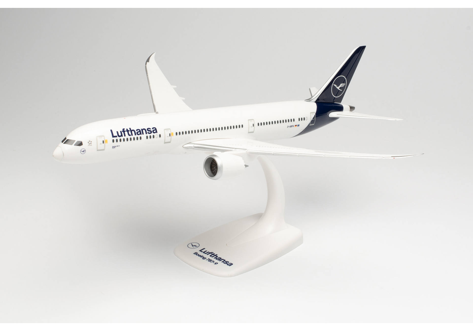 Lufthansa Boeing 787-9 Dreamliner – D-ABPA “Berlin”