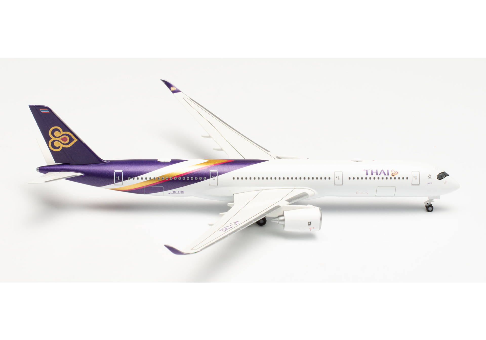 Thai Airways Airbus A350-900 – HS-THG “Phu Pha Man”