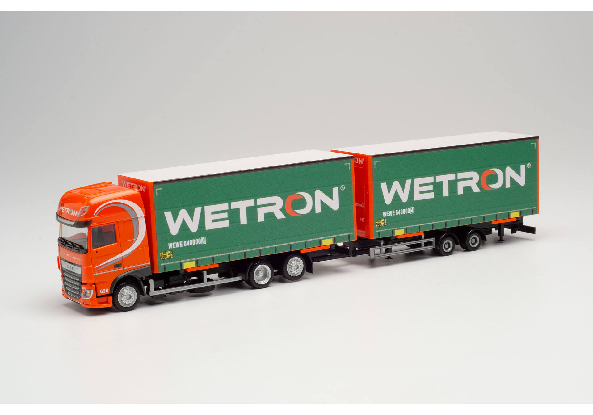 DAF XF Euro 6 SSC volume trailer „Wetron“
