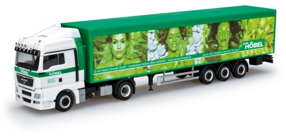 MAN TGX XLX push floor saddle train