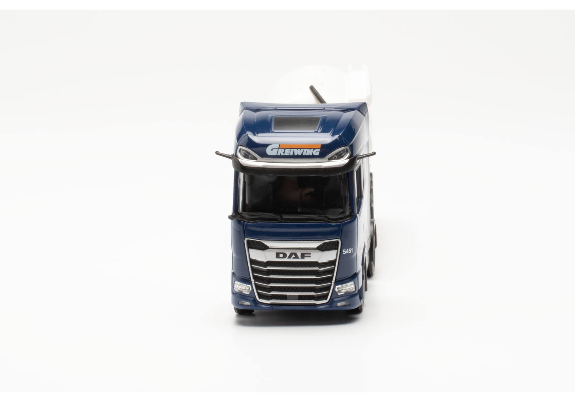 DAF XG+ bulk semitrailer "Greiwing" (North Rhine Westphalia/Duisburg)