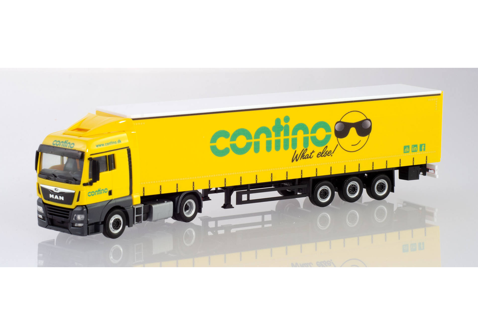 MAN TGX XLX Euro 6c curtain canvas semitrailer „Contino“
