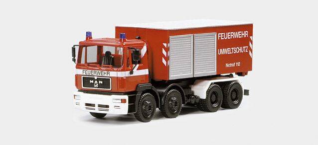 MAN F2000 roll of container truck 4a FW-Umweltschutz, red