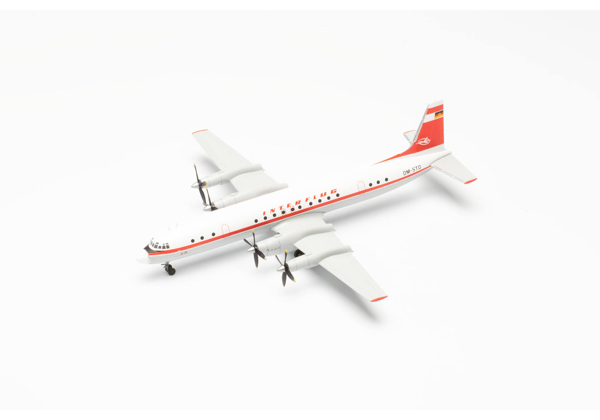 Interflug Ilyushin IL-18 – DM-STO