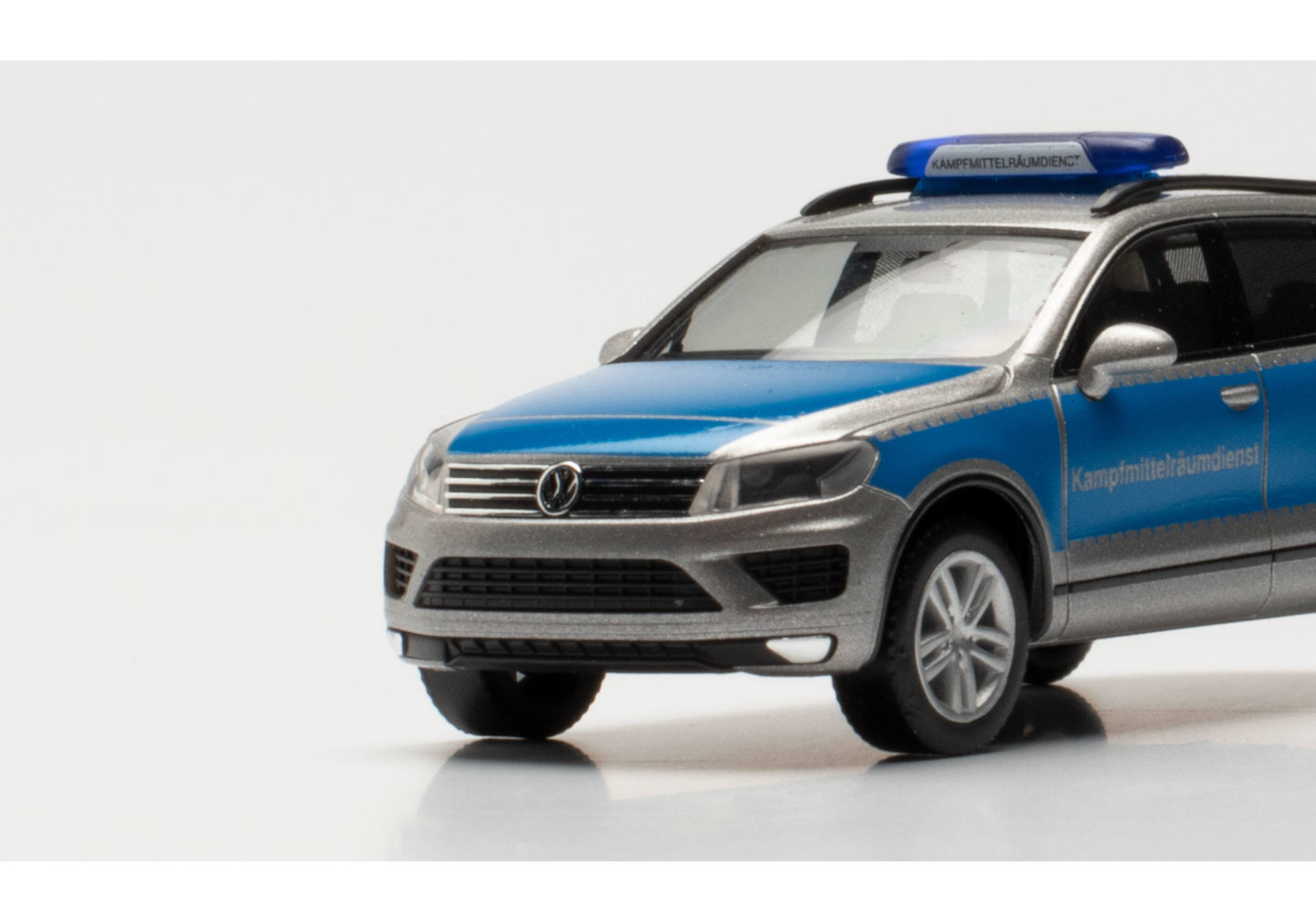 Volkswagen (VW) Touareg Explosive Ordnance Disposal Service "Schleswig-Holstein"