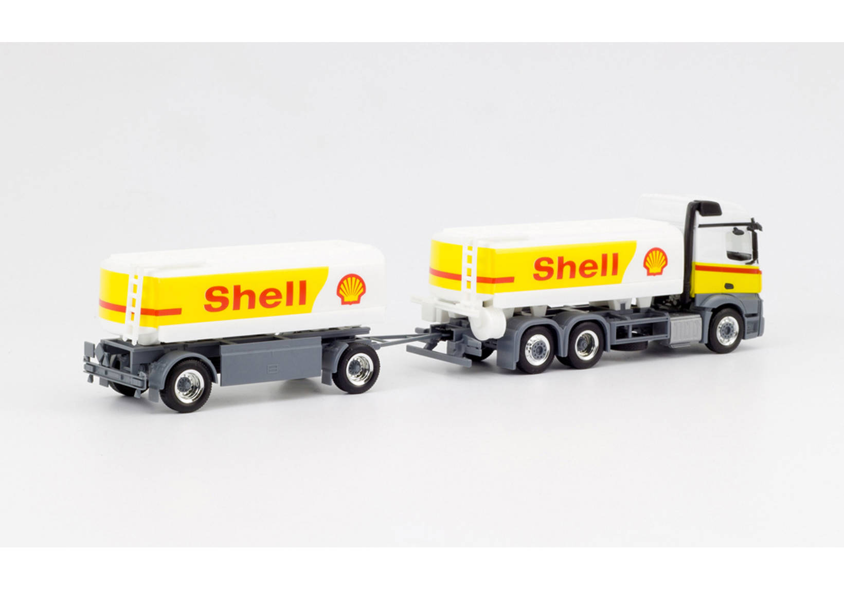 Mercedes-Benz Actros StreamSpace Benzintank-Hängerzug "Shell"