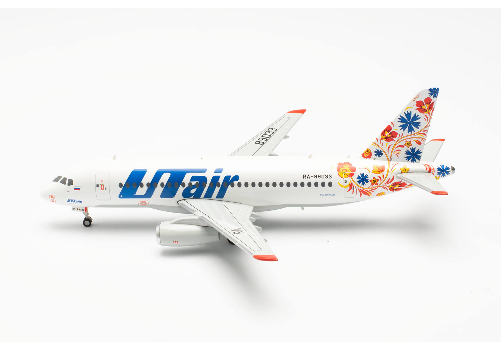 UTair Express Sukhoi Superjet 100 - RA-89033