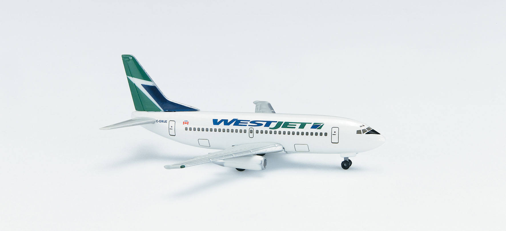 Westjet Boeing 737-200