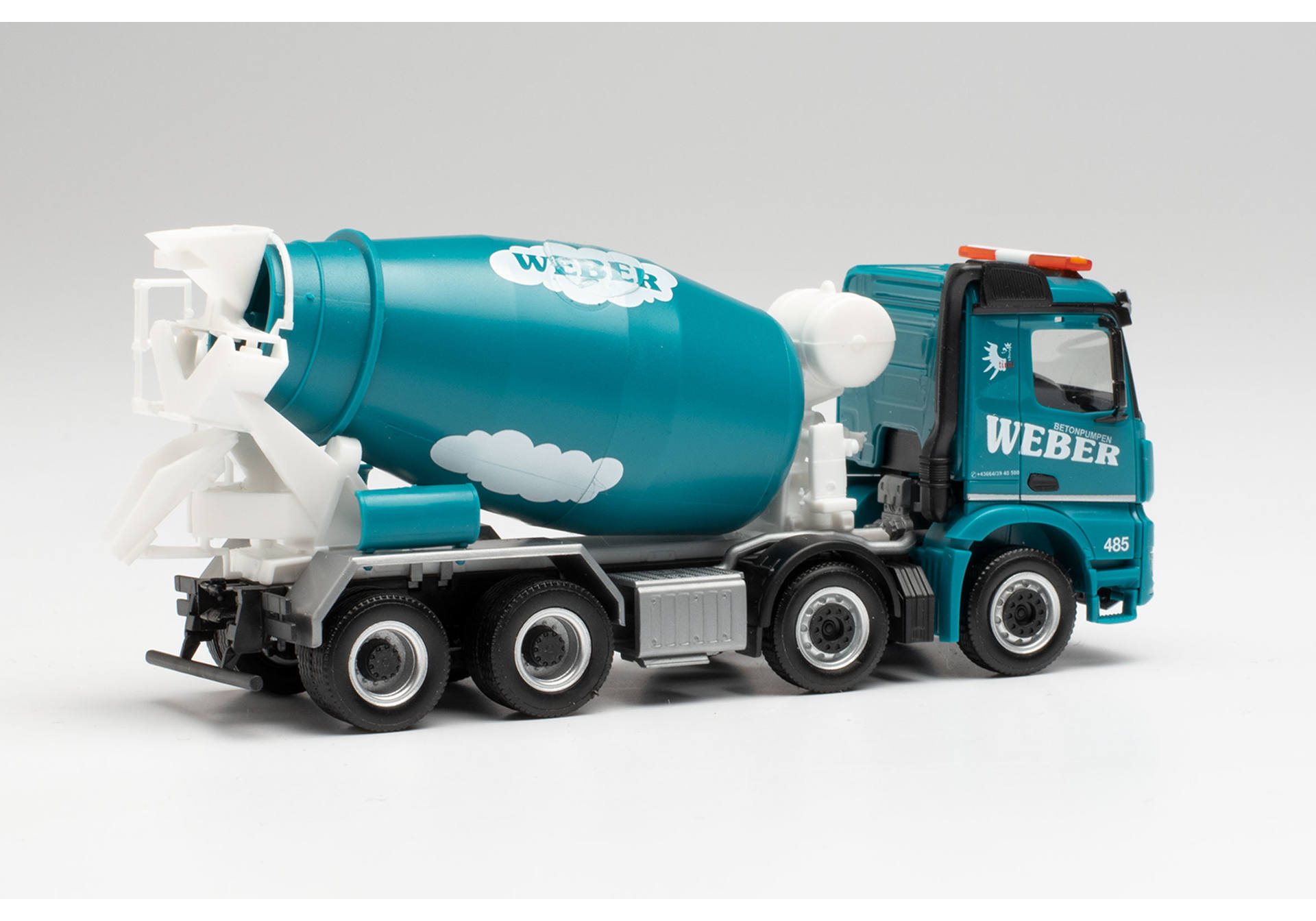 Mercedes-Benz Arocs M concret mixer „Betonpumpen Weber“